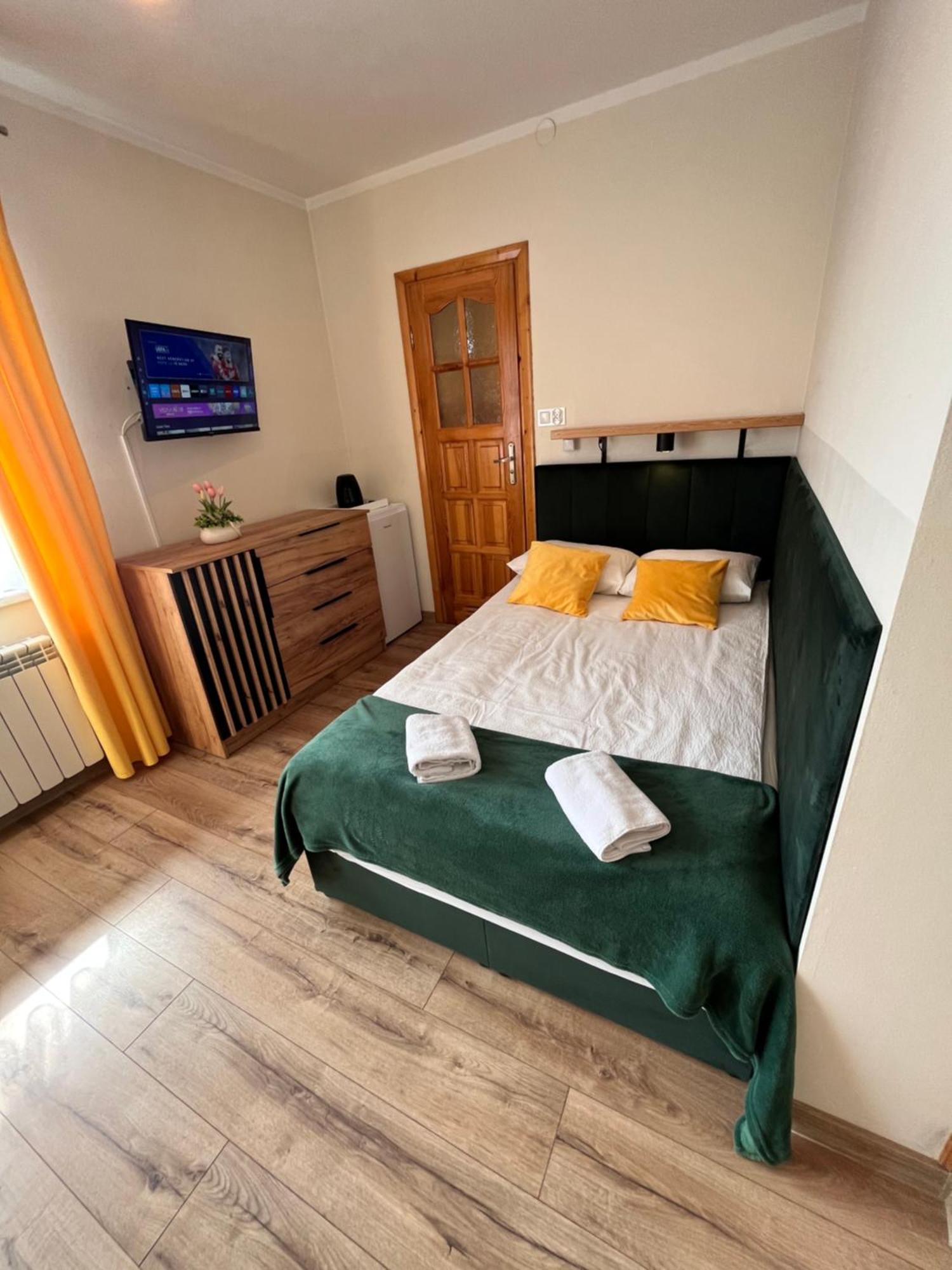 Widokowy Apartament - Pokoje Goscinne Banska Wyzna Екстериор снимка